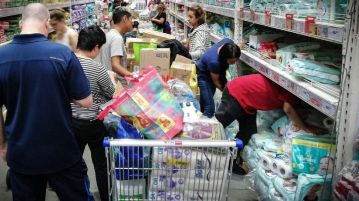 Extienden el horario de atención de supermercados hasta las 20 horas