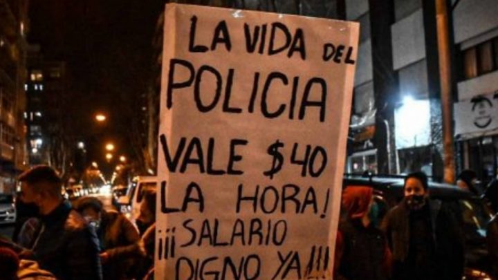 Tras las protestas, darán aumento salarial a la Policía Bonaerense