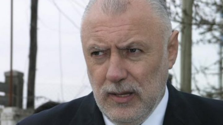 Colazo repudió el reclamo salarial de los policías, los trató de golpistas y los calificó de “maldita policía”