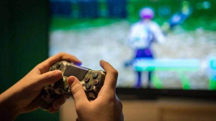 Jugaba a la PlayStation con su amigo y lo mató de dos puñaladas