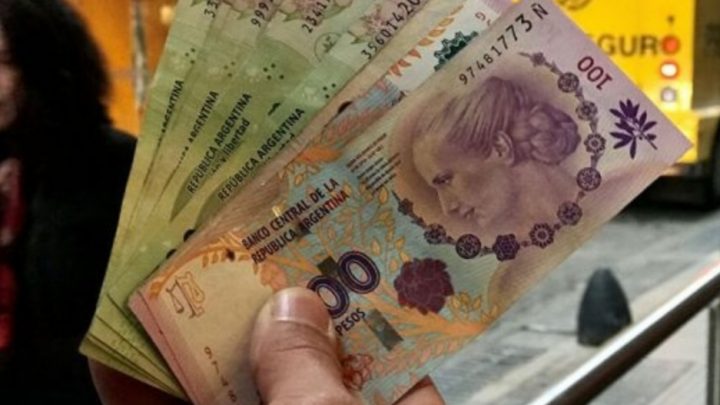 Víctimas de violencia de género cobrarán un bono cercano a 17 mil pesos: cómo solicitarlo
