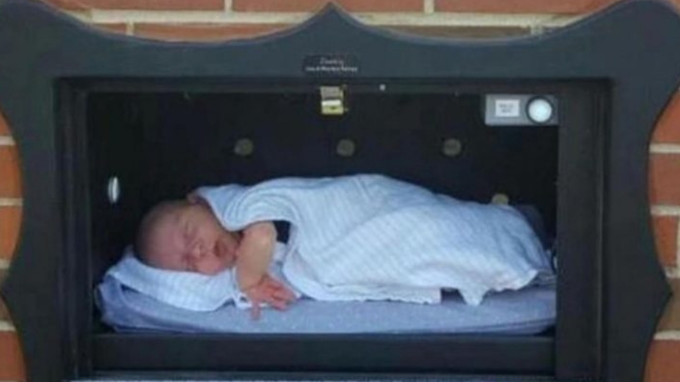 Habilitaron en Bélgica un buzón para abandonar bebés de forma anónima Habilitaron en Bélgica un buzón para abandonar bebés de forma anónima