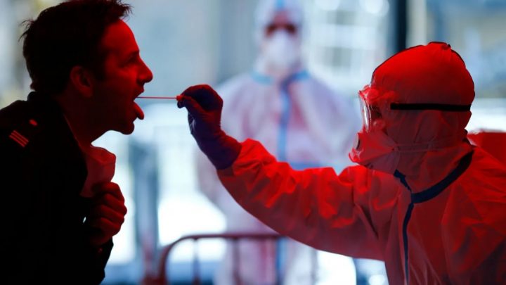 Los cinco síntomas más raros del coronavirus