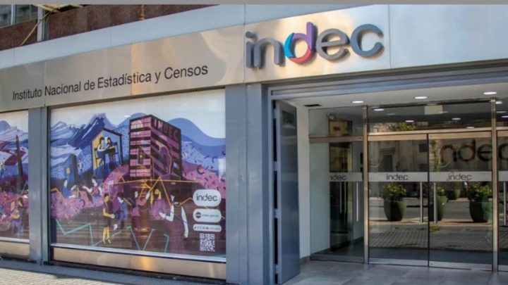 Una familia necesita $45.478 para no caer en la pobreza