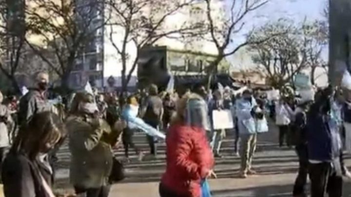 Se repiten los banderazos contra el Gobierno en diferentes puntos del país