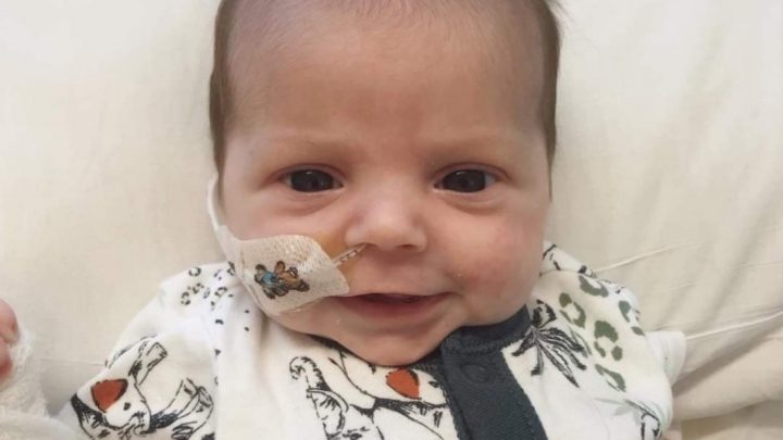 Un bebé de 17 días sobrevivió tres paros cardíacos luego que una gota de leche ingresara en sus pulmones