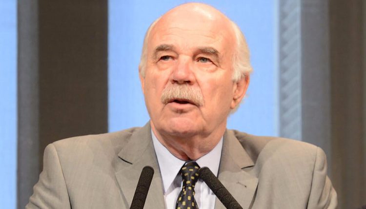 Murió el exministro Carlos Casamiquela: tenía coronavirus Murió el exministro Carlos Casamiquela: tenía coronavirus