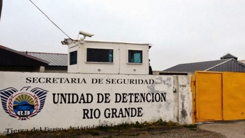 Un total de 20 presos contagiados de COVID en la Unidad de Detención y empezaron a pedir salidas Un total de 20 presos contagiados de COVID en la Unidad de Detención y empezaron a pedir salidas