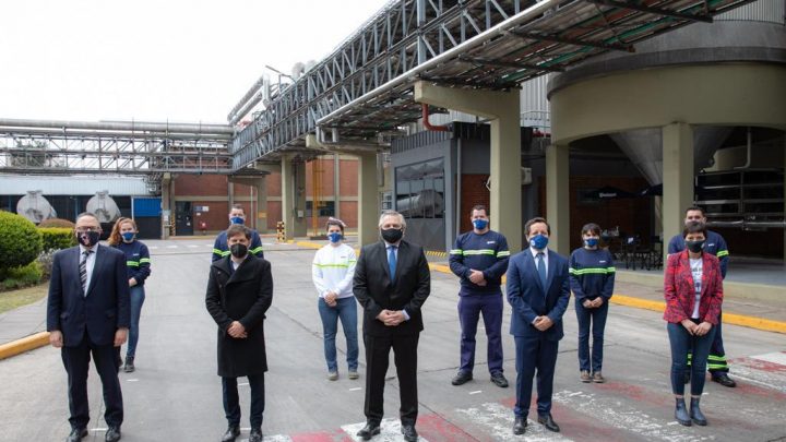 Ahora 12 y 18: Tres meses de gracia y suman rubros al programa