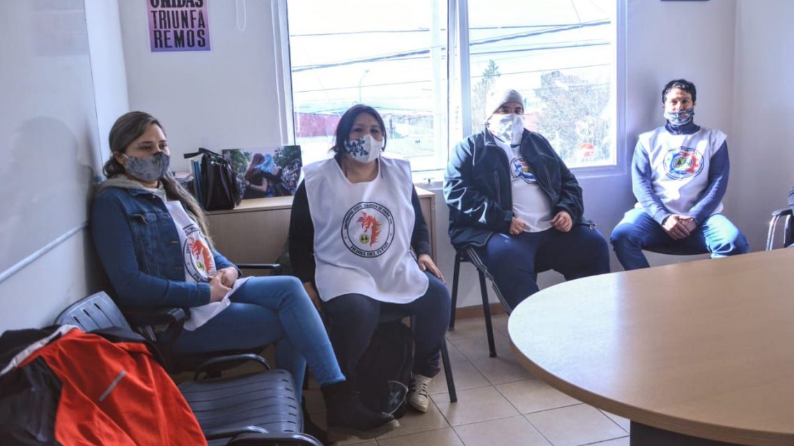 USHUAIA: LA MUNICIPALIDAD AVANZA EN INICIATIVAS INTEGRALES PARA LA MUJER USHUAIA: LA MUNICIPALIDAD AVANZA EN INICIATIVAS INTEGRALES PARA LA MUJER