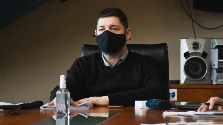 FERREYRA: “INVIRTIERON MÁS EN TROLLS QUE EN MÉDICOS Y ENFERMEROS”