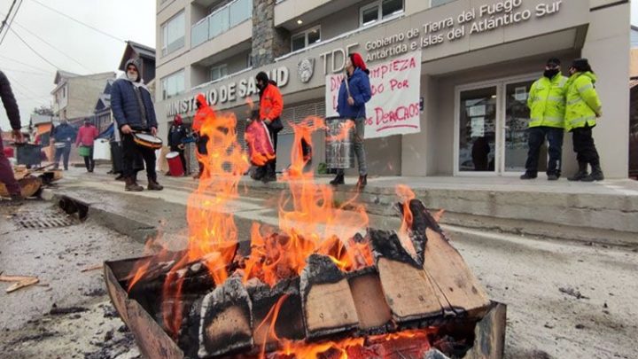 Gobierno denuncio al CECU por protesta en el Ministerio de Salud