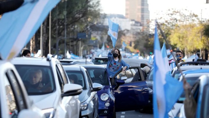 #12O: convocan a un nuevo banderazo contra el Gobierno el 12 de octubre