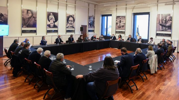 El Gobierno impulsa el acuerdo social con empresarios y gremialistas para avanzar en la reactivación económica