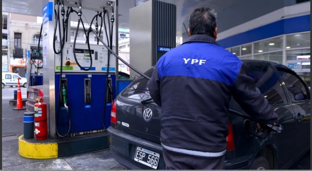 YPF vuelve a aumentar las naftas: ahora en un 3,5%