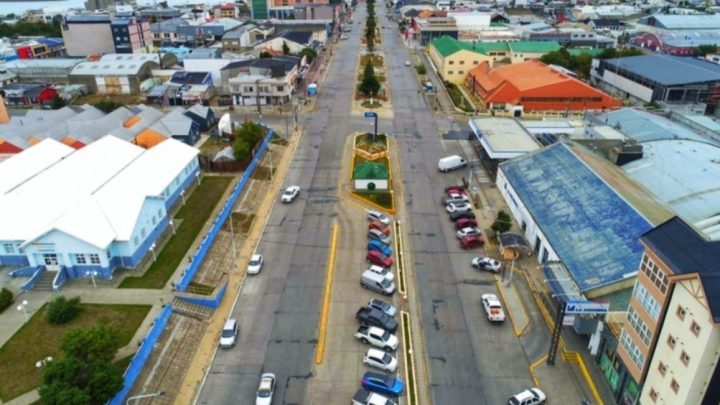 Las provincias que reforzaron el aislamiento bajan sus contagios, excepto en Tierra del Fuego