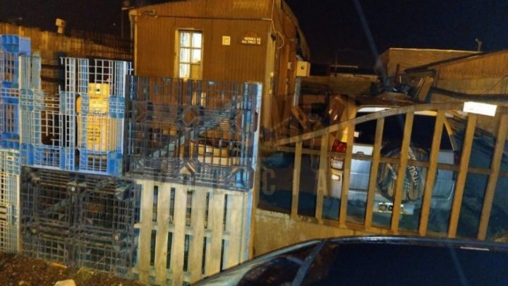 Un enfermero de 50 años fue hallado sin vida, sentado en su domicilio de la margen sur