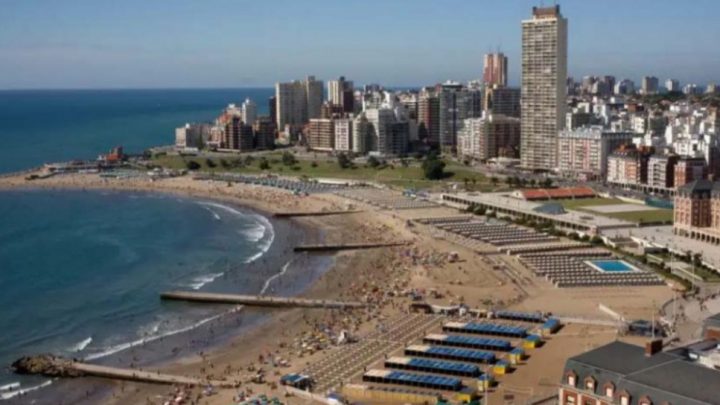 No permitirán «aglomeraciones» en la playa ni se habilitarán boliches en la costa