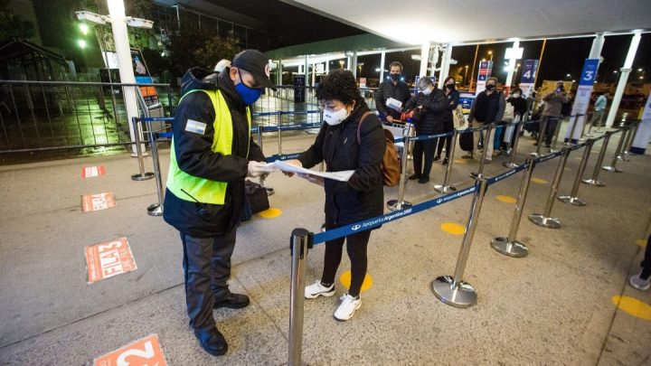 Habilitaron el ingreso del turismo exterior: los requisitos que deberán cumplir