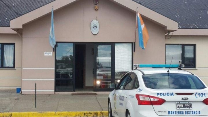 Allanaron juzgado de instrucción por el caso del chat entre una abogada y un juez