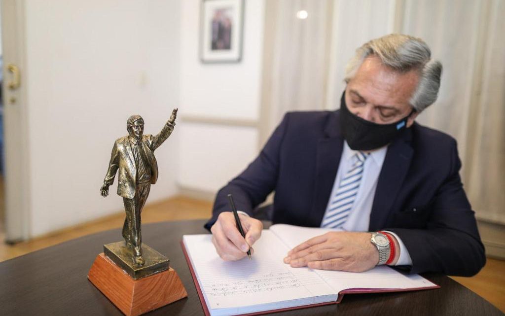 “Néstor Kírchner fue el mejor presidente que la democracia tuvo”, afirmó Alberto Fernández