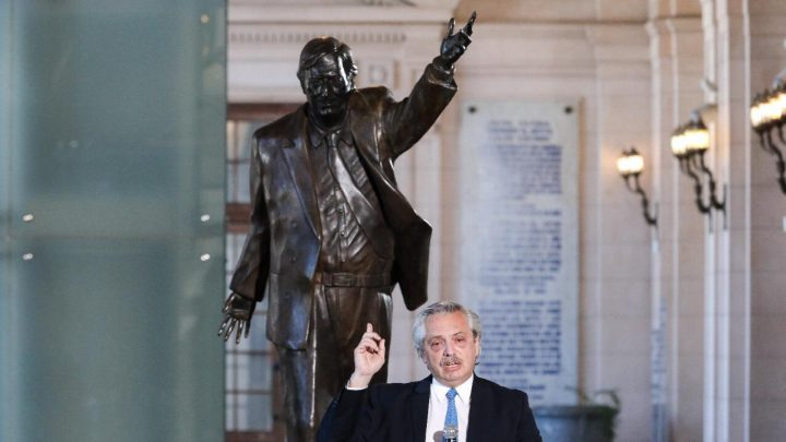 Alberto Fernández: “Mi deber es venir a terminar con la tarea que empezó Néstor y que siguió Cristina”