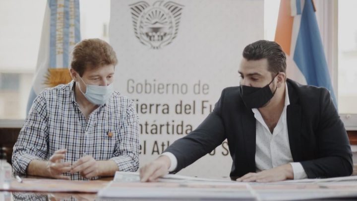 LA MUNICIPALIDAD DE USHUAIA Y EL GOBIERNO PROVINCIAL FIRMARON UN CONVENIO DE COLABORACIÓN PARA LA INICIACIÓN Y EL DESARROLLO DEPORTIVO