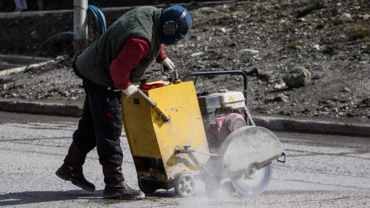 INICIAN TRABAJOS EN LA AVENIDA HIPÓLITO YRIGOYEN EN GARANTÍA