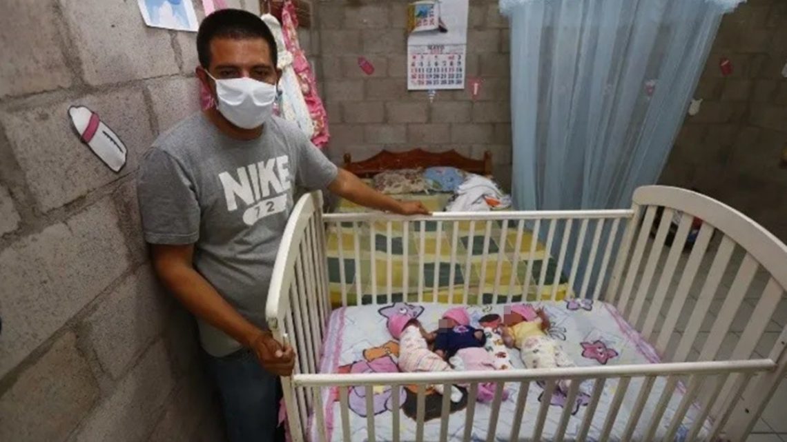 Se convirtió en padre de trillizas y diez días después falleció su esposa