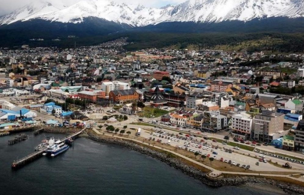 Preparan operativo en Ushuaia ante arribo de buque con casos sospechosos de Covid Preparan operativo en Ushuaia ante arribo de buque con casos sospechosos de Covid