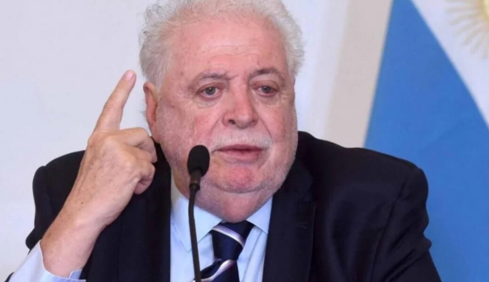 Ginés González García: “Le tengo mucho miedo al verano, el riesgo va a seguir”