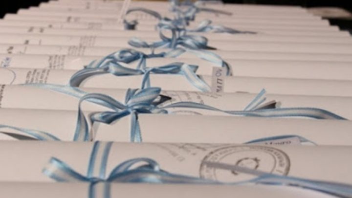 Egresados TDF, actos de colación serán en 2021, confirmaron desde Educación