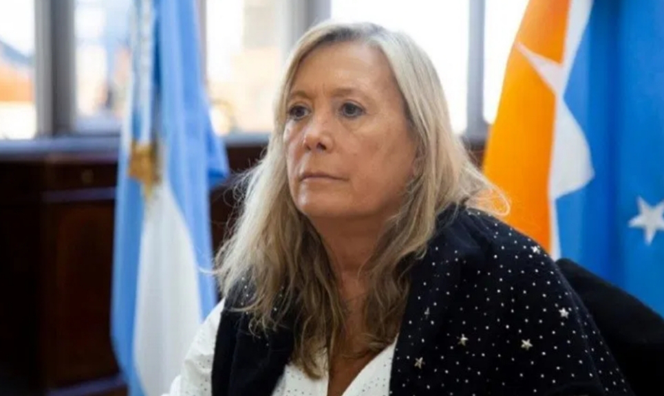 Chapperón confirmó que en diciembre llegará un vuelo diario a Ushuaia Chapperón confirmó que en diciembre llegará un vuelo diario a Ushuaia