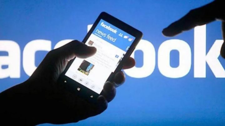 Multaron por 6 millones de dólares a Facebook por compartir información de los usuarios
