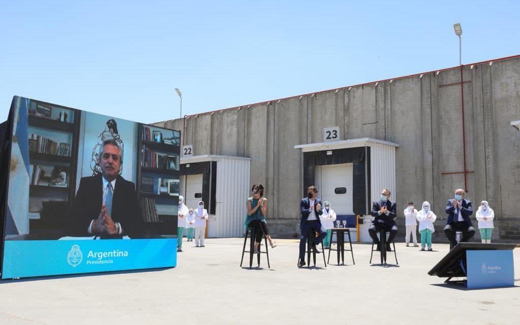 El presidente Fernández destacó que “el sector frigorífico ha logrado pensar un plan de desarrollo industrial de la carne” El presidente Fernández destacó que “el sector frigorífico ha logrado pensar un plan de desarrollo industrial de la carne”