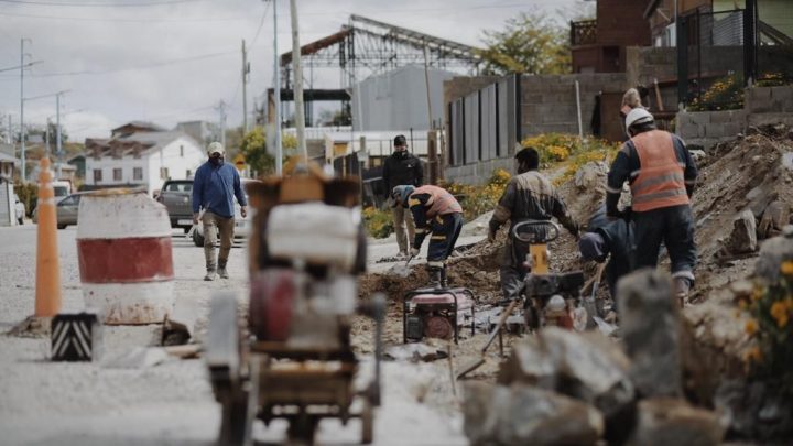 COMENZARON LAS OBRAS EN LA CALLE FACUNDO QUIROGA DE USHUAIA