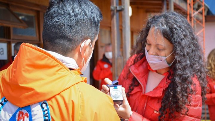 EL INTENDENTE WALTER VUOTO OTORGÓ EL RECONOCIMIENTO “CIUDADANOS DESTACADOS” A LOS TRABAJADORES Y TRABAJADORAS DE DEFENSA CIVIL
