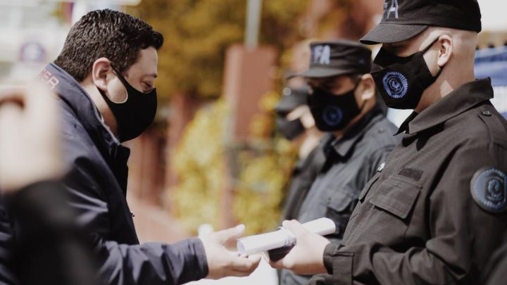 LA MUNICIPALIDAD DE USHUAIA REALIZÓ UNA NUEVA ENTREGA DE RECONOCIMIENTOS A TRABAJADORES ESENCIALES