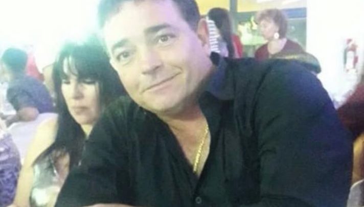 La Policía detuvo a un camionero: creyeron que estaba borracho, tenía un ACV y lo dejaron morir