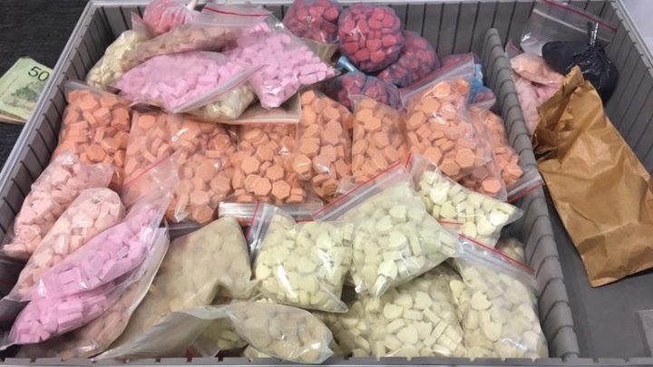 La vida secreta del despachante de Aduana que escondía en su armario más de $110 millones en cocaína rosa y cristal de éxtasis