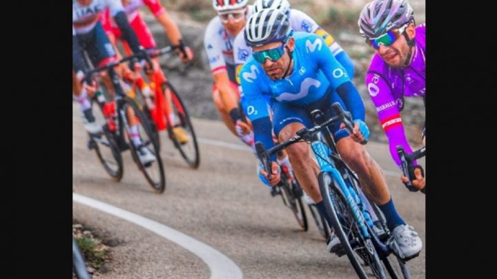 Un ciclista mostró cómo quedó tras siete etapas en la Vuelta de España: “Parece que duelen las piernas”