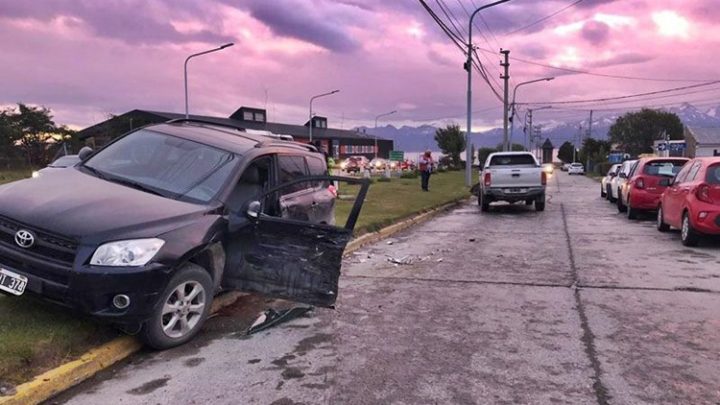 Choque entre una RAV y una Hilux sin lesionados