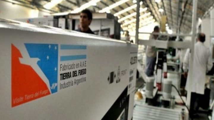 Autorizan ampliar el horario de trabajo en las industrias de TDF