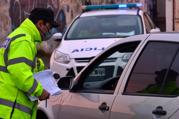 Dos conductores borrachos detenidos