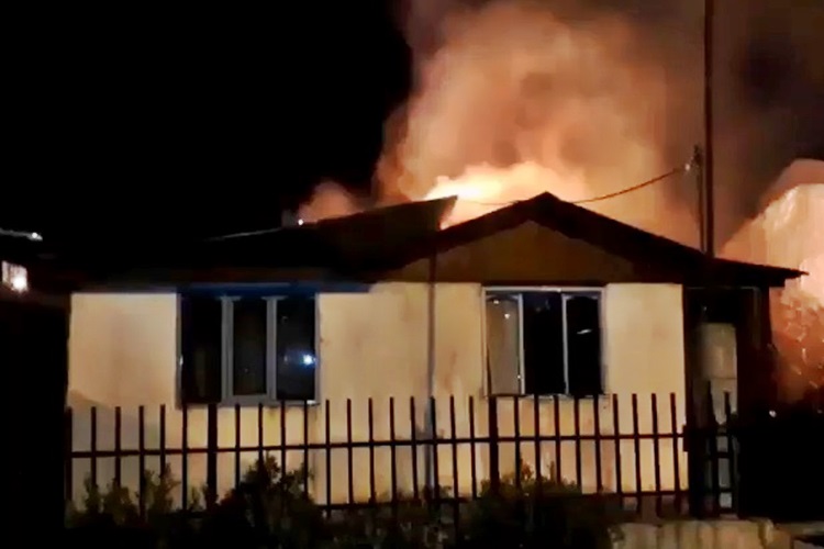 Incendio en la madrugada en Ushuaia