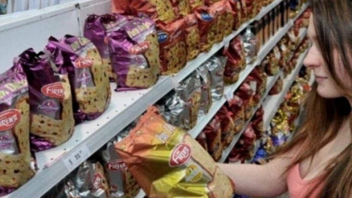 El Gobierno lanza una canasta navideña con cinco productos y a $ 250 en todo el país