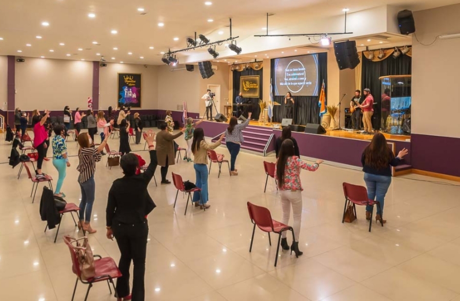 Tras casi 9 meses, vuelven las celebraciones de culto en las Iglesias