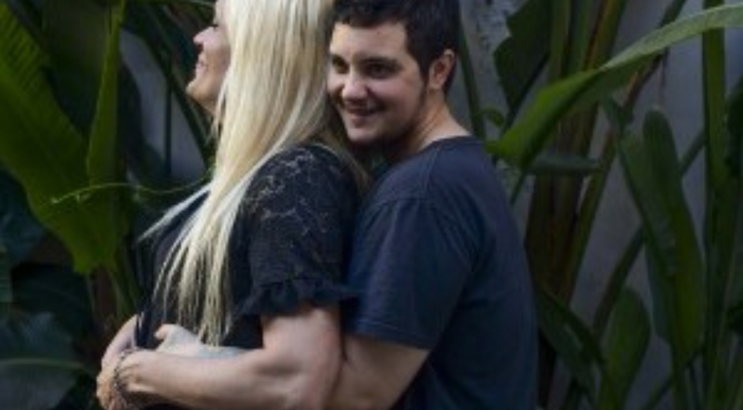 Un varón trans embarazado tendrá un bebé de su pareja, una mujer trans