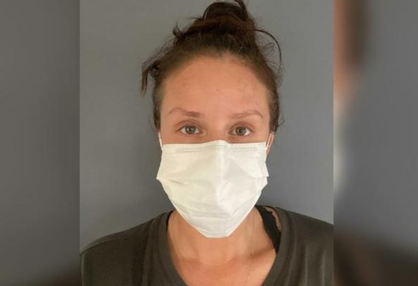 Una mujer con covid-19 recibió 3 pruebas negativas falsas antes de ser diagnosticada. Ahora está advirtiendo a la gente que permanezca alerta Una mujer con covid-19 recibió 3 pruebas negativas falsas antes de ser diagnosticada. Ahora está advirtiendo a la gente que permanezca alerta