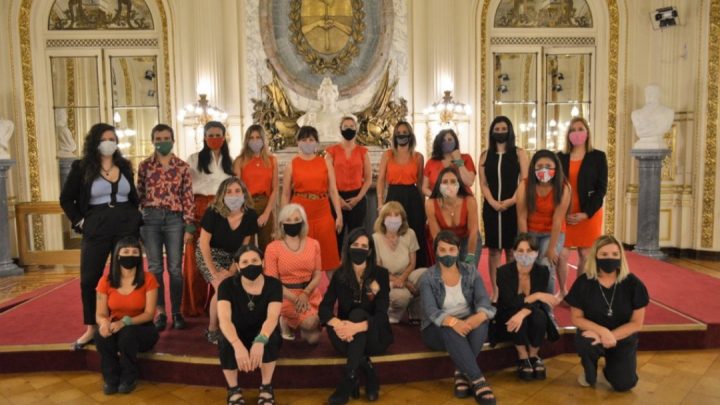 Gobierno distribuirá productos de gestión menstrual gratuitos